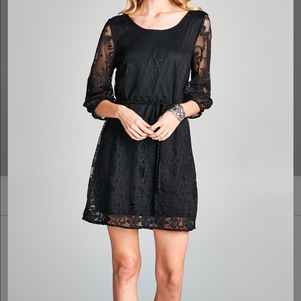 Lace shift dress
